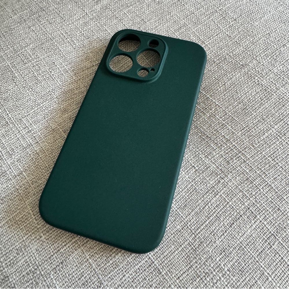 Forest Green iPhone 14 Pro Case